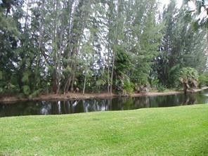 430 Commodore Drive, Unit 210, Plantation, FL 33325 Photo