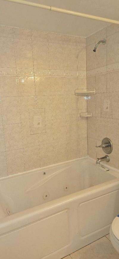 430 Commodore Drive, Unit 210, Plantation, FL 33325 Photo