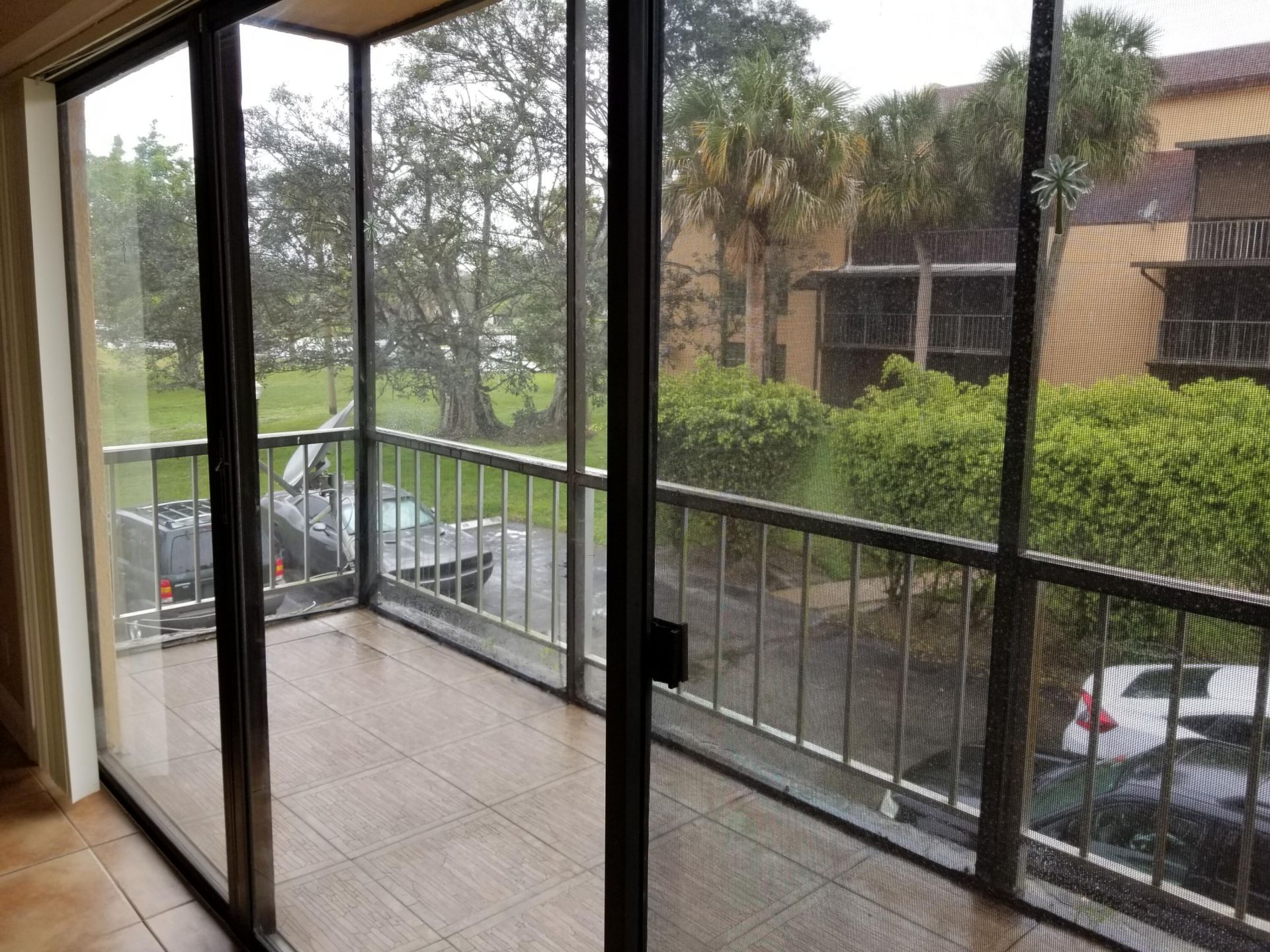 430 Commodore Drive, Unit 210, Plantation, FL 33325 Photo