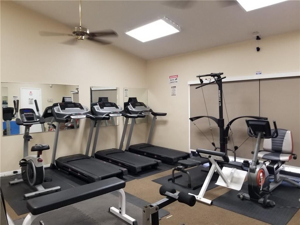 430 Commodore Drive, Unit 210, Plantation, FL 33325 Photo