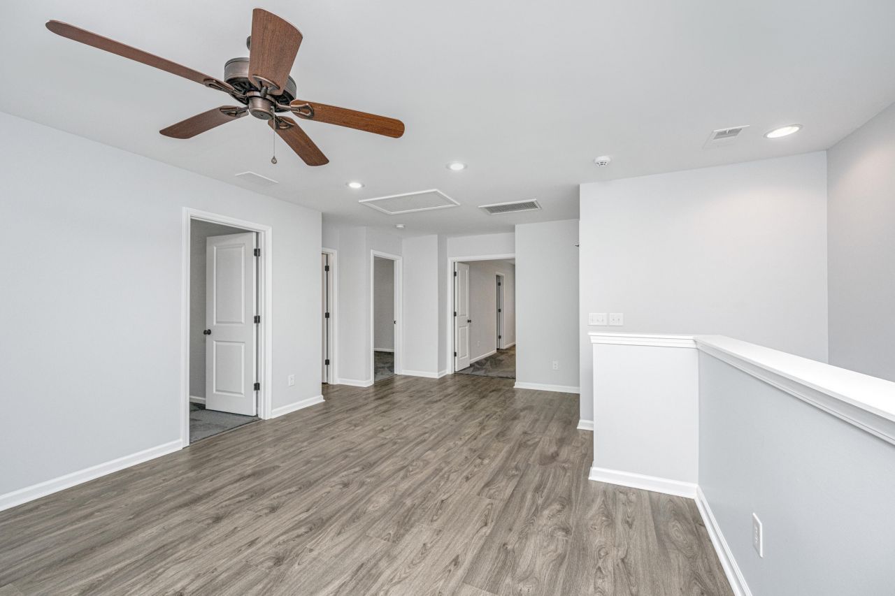 3808 Tupelo Branch Row Photo 13