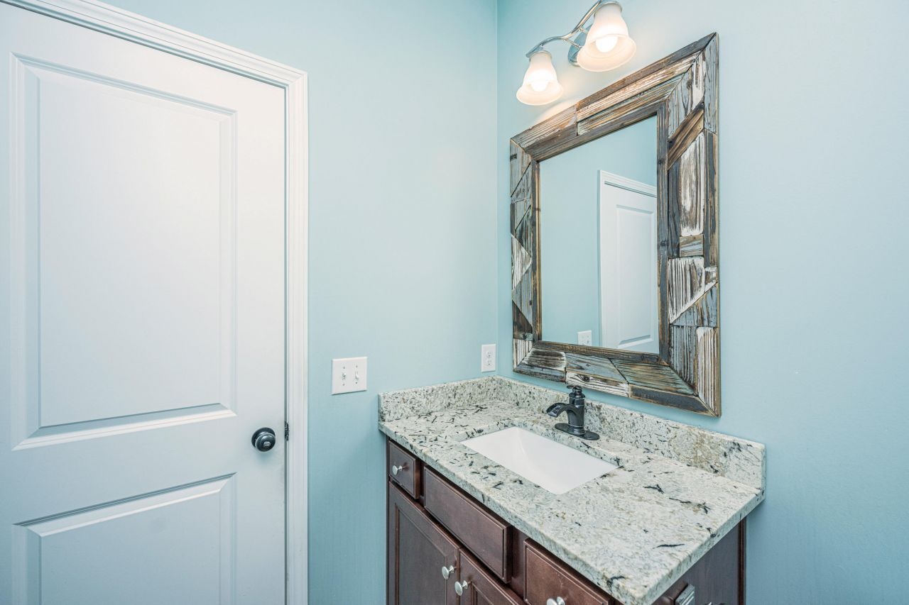 3808 Tupelo Branch Row Photo 20