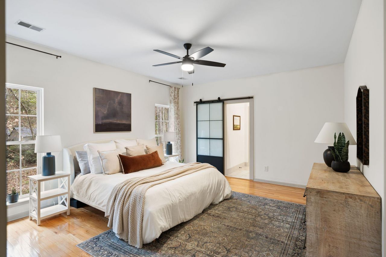 204 Ferry Point Drive Photo 10