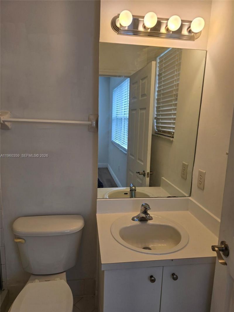 1575 NE 33rd Ave, Unit 104-9, Homestead, FL 33033 Photo