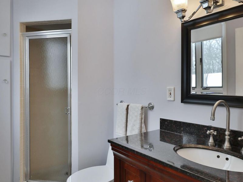 1881 W Dublin Granville Road, Worthington, OH 43085 Photo 33