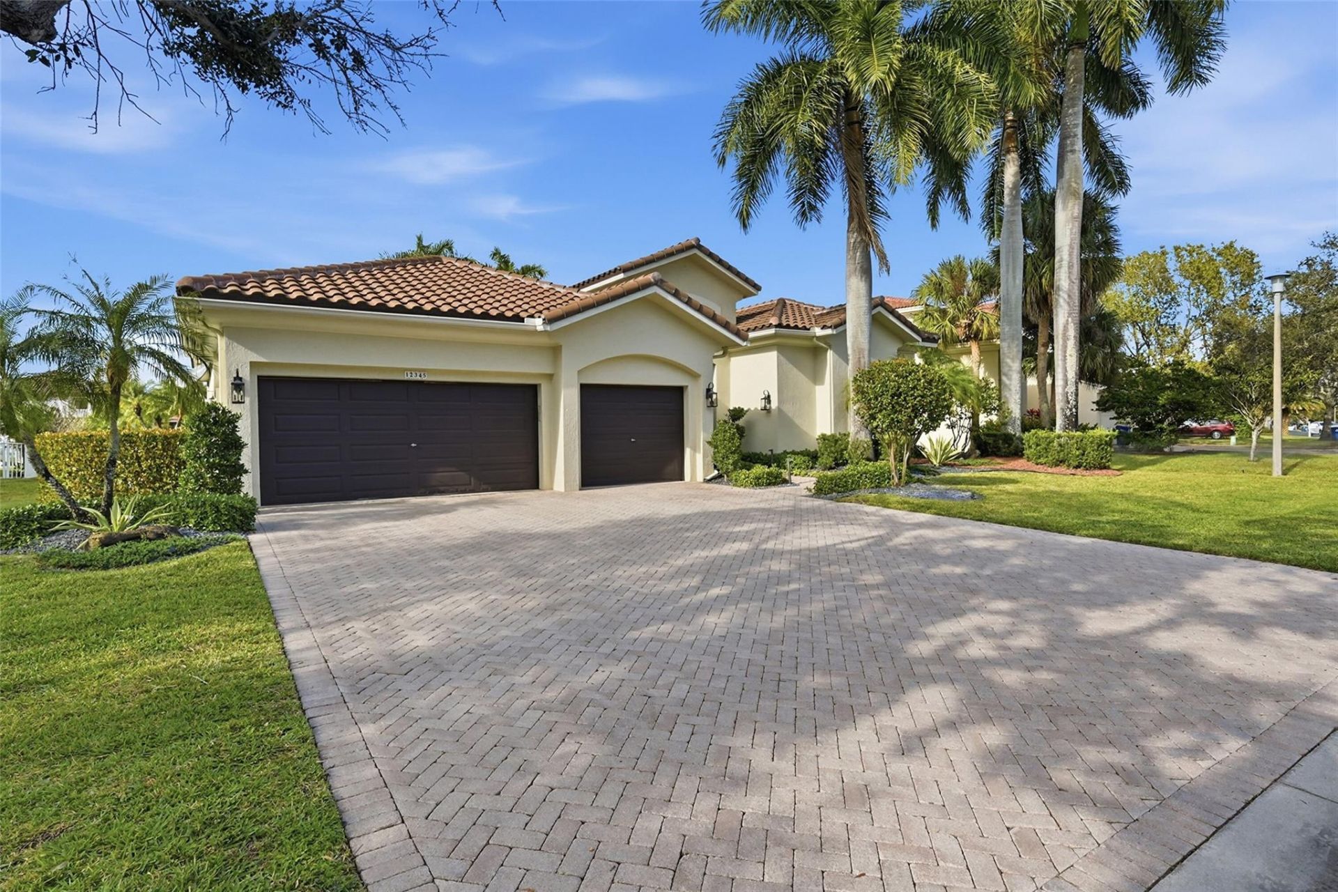 12345 NW 48th Drive, Coral Springs, FL 33076 Photo