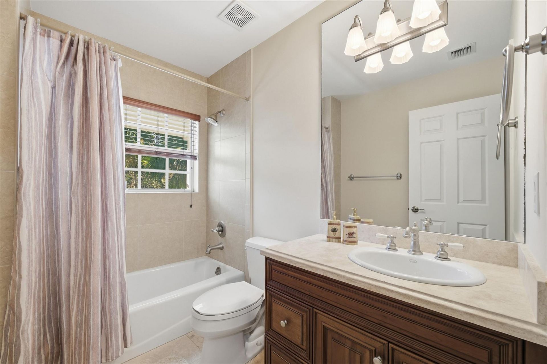 1313 SW 18th Court, Fort Lauderdale, FL 33315 Photo