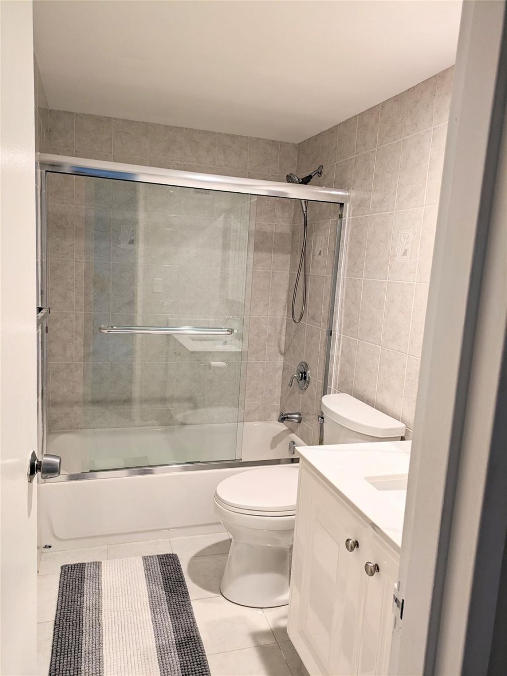 4250 Galt Ocean Drive, Unit 2E, Fort Lauderdale, FL 33308 Photo