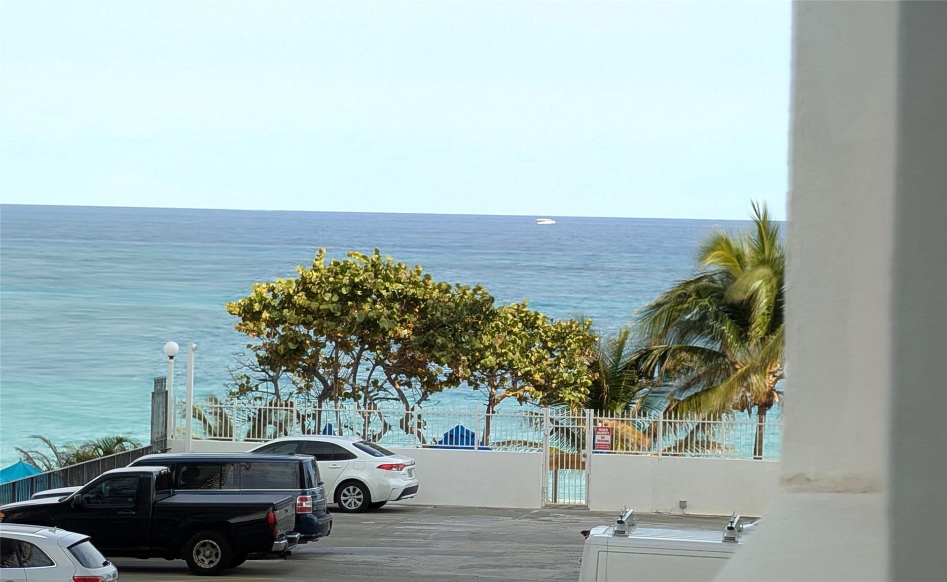 4250 Galt Ocean Drive, Unit 2E, Fort Lauderdale, FL 33308 Photo