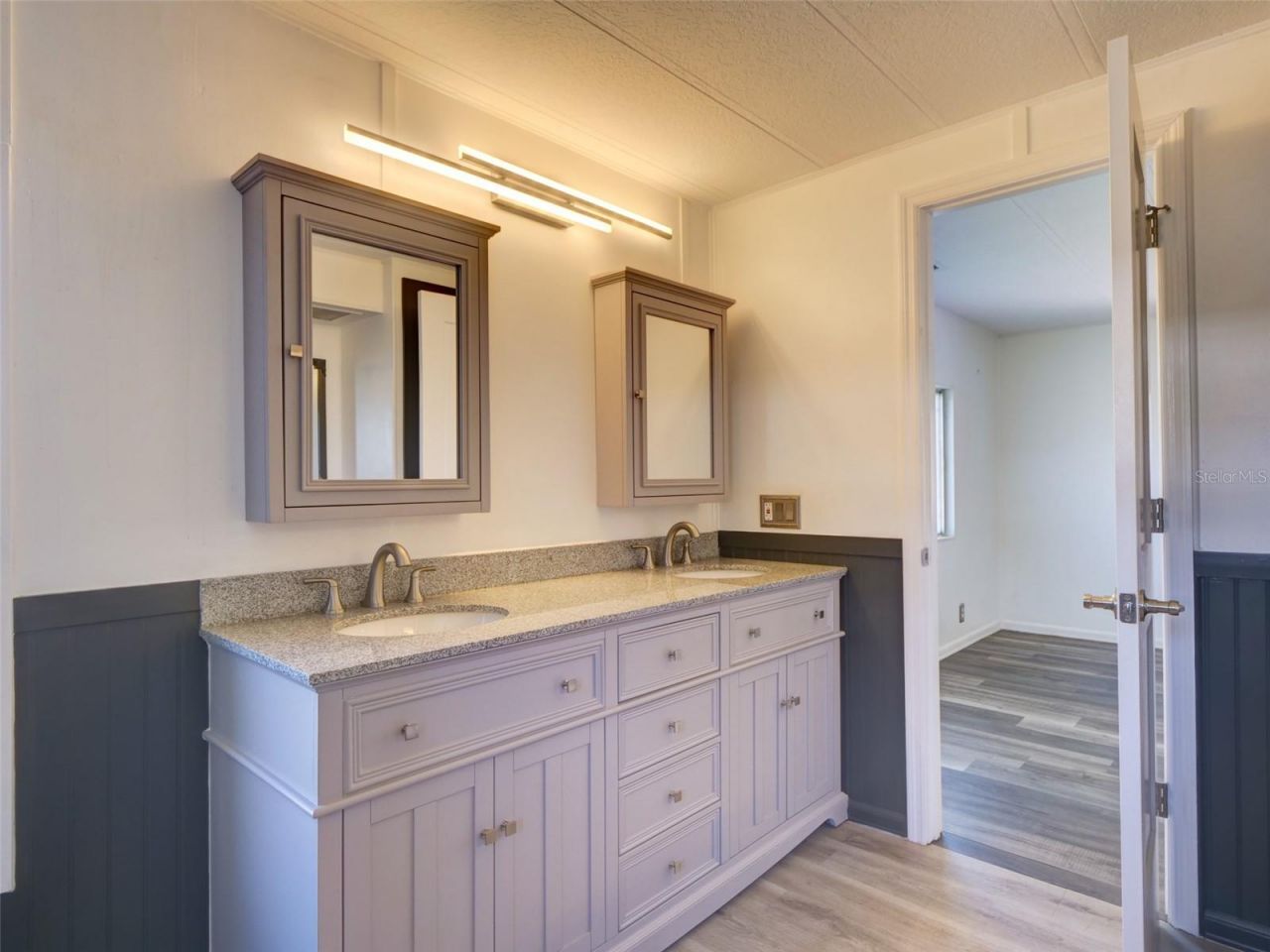 2218 Orangewood Circle, Unit 1540, Zellwood, FL 32798 Photo