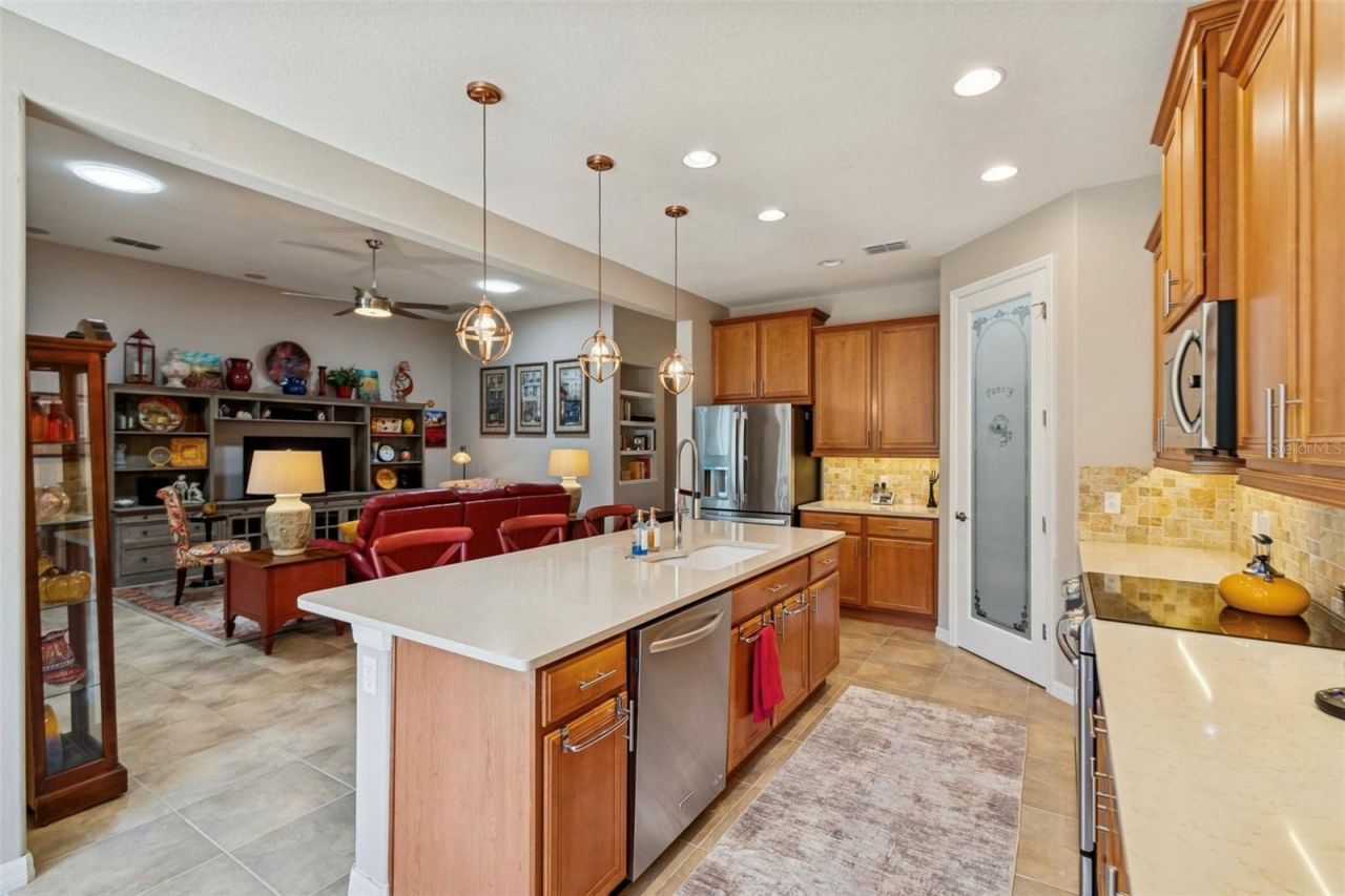 825 San Raphael St, Poinciana, FL 34759 Photo