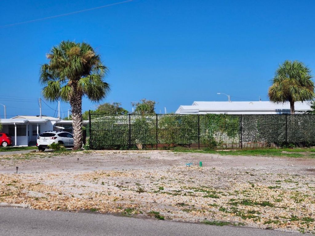 2203 Illinois Avenue, Bradenton, FL 34207 Photo