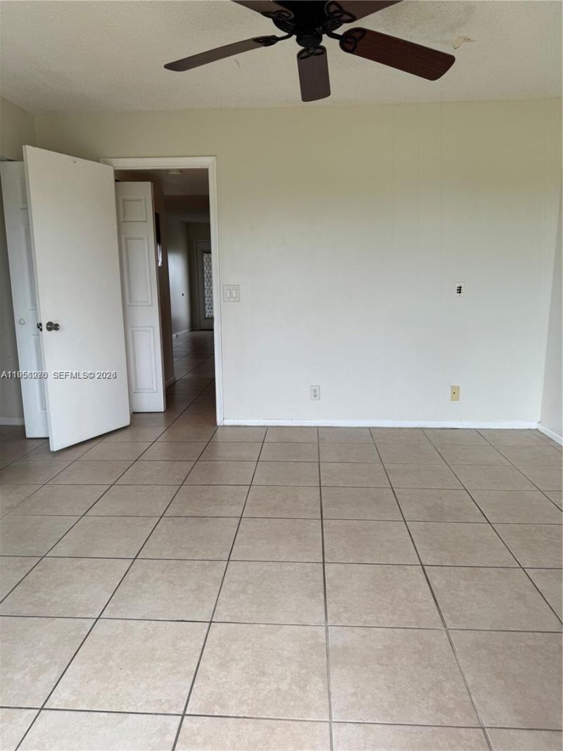 13550 SW 6th Ct, Unit 409A, Pembroke Pines, FL 33027 Photo