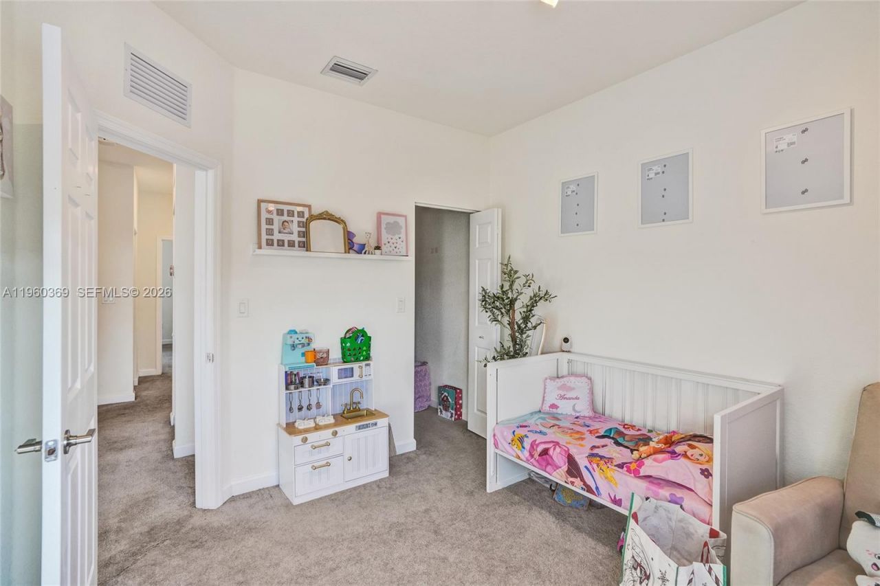 11135 W 32nd Ln, Hialeah, FL 33018 Photo