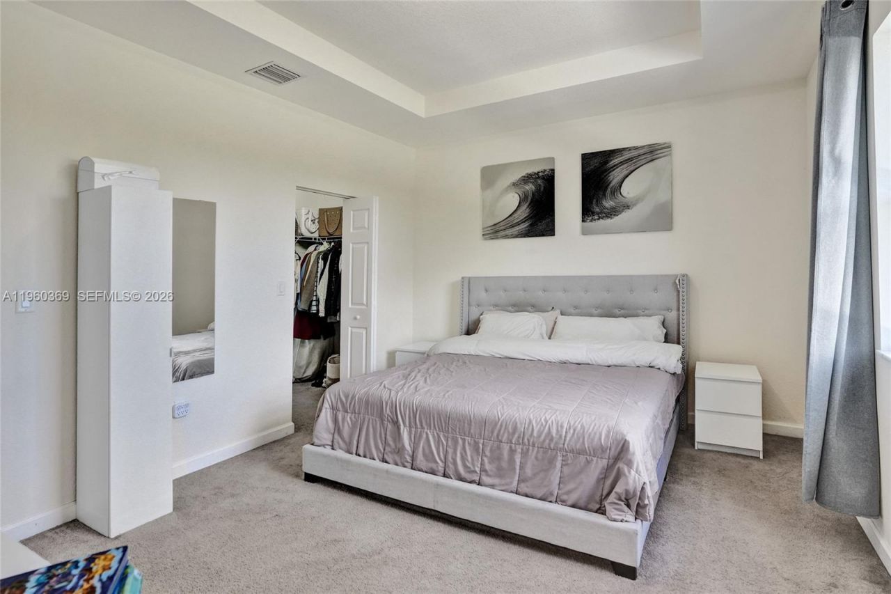 11135 W 32nd Ln, Hialeah, FL 33018 Photo