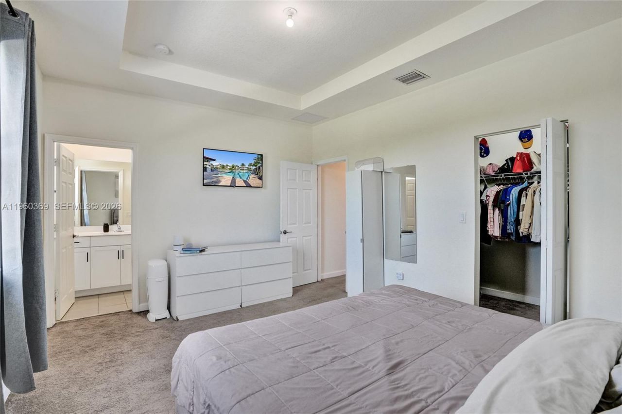 11135 W 32nd Ln, Hialeah, FL 33018 Photo