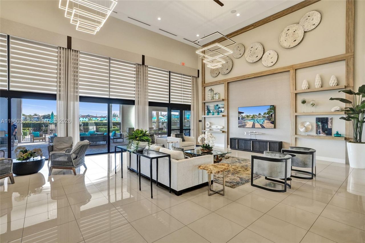 11135 W 32nd Ln, Hialeah, FL 33018 Photo