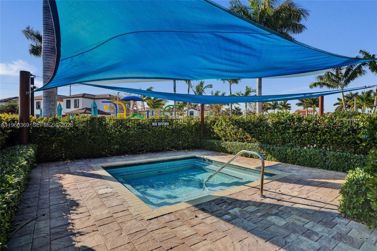 11135 W 32nd Ln, Hialeah, FL 33018 Photo