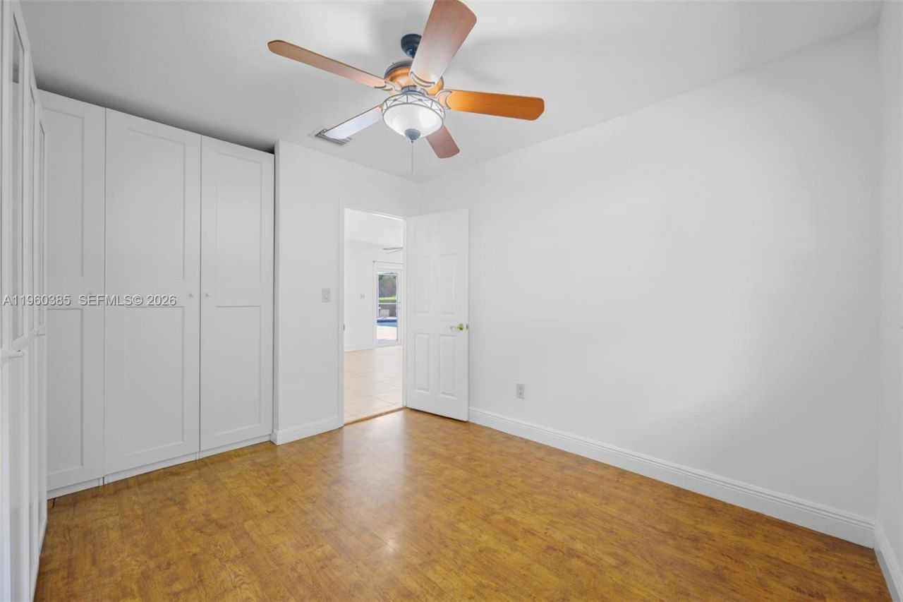 8330 SW 171st St , Palmetto Bay, FL 33157 Photo