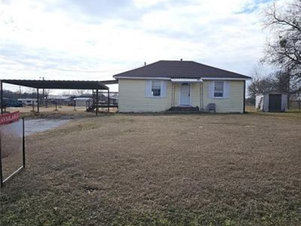 2624 County Road 429, Cleburne, TX 76031