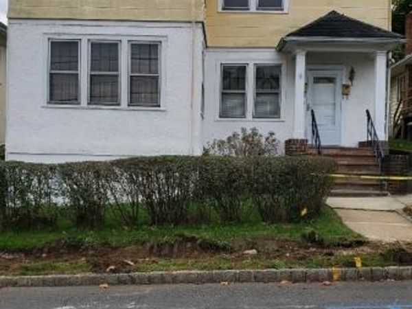 12 John St, Summit, NJ 07901