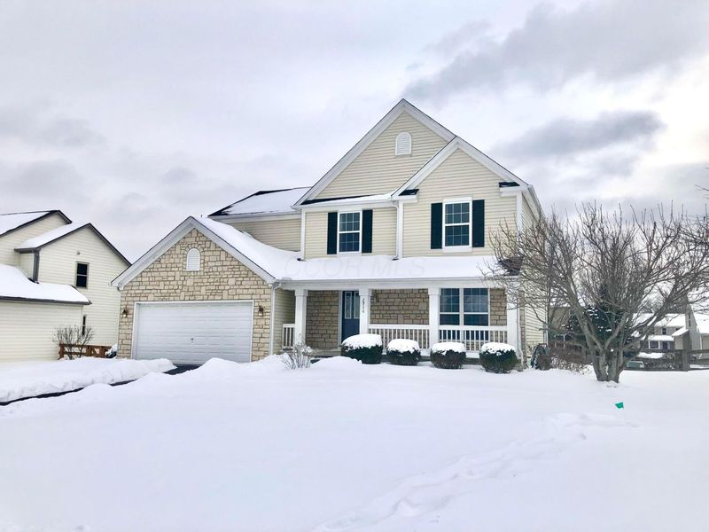 2916 Abbey Knoll Drive, Lewis Center, OH 43035 Photo 2