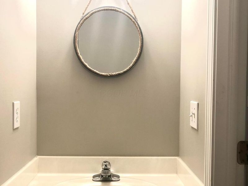 2916 Abbey Knoll Drive, Lewis Center, OH 43035 Photo 20