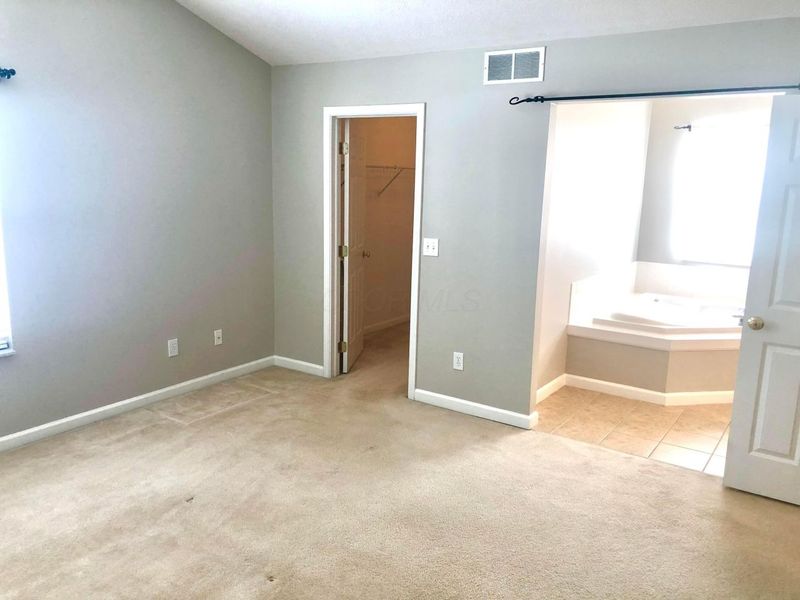 2916 Abbey Knoll Drive, Lewis Center, OH 43035 Photo 28