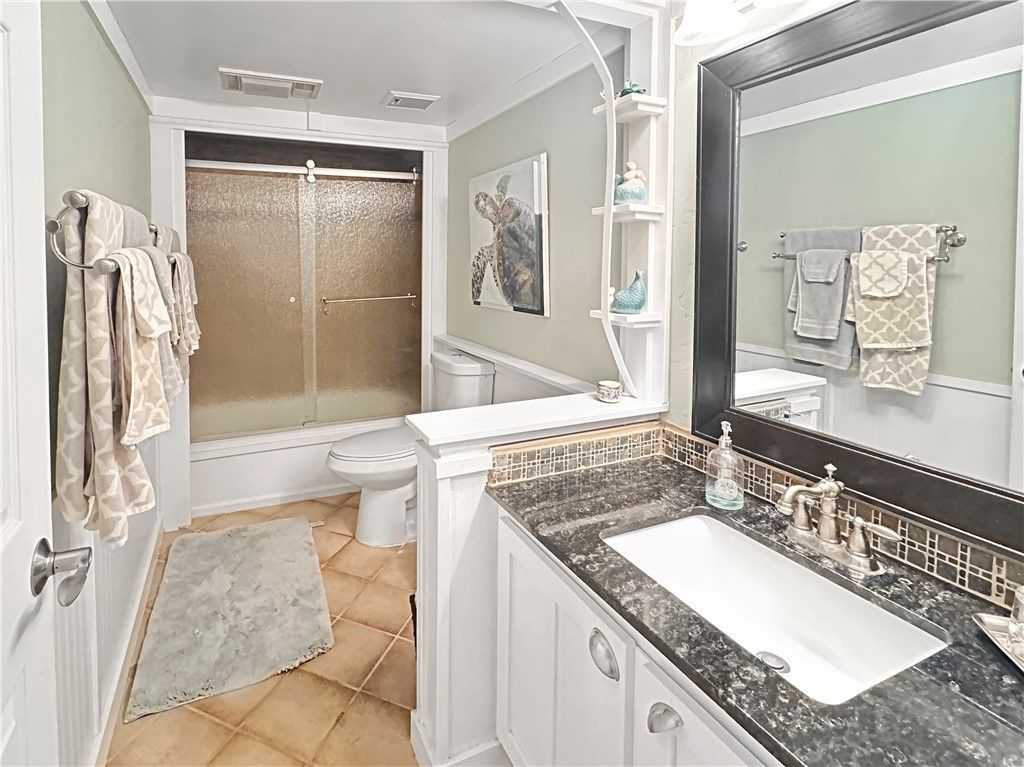 3400 Twin Lakes Terrace, Unit 201, Fort Pierce, FL 34951 Photo