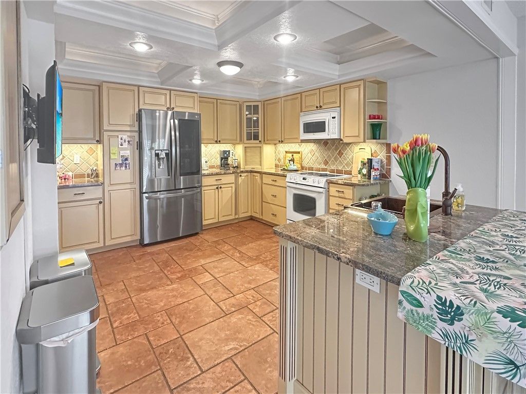 3400 Twin Lakes Terrace, Unit 201, Fort Pierce, FL 34951 Photo