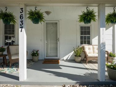 3637 N Monroe Avenue, Kansas City, MO 64117