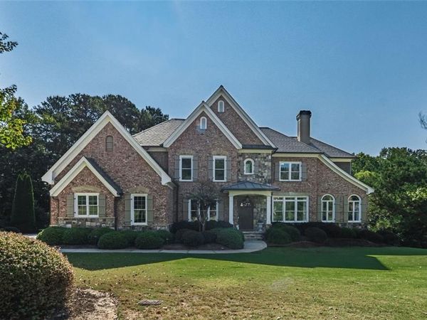 5566 Aviemore Court, Suwanee, GA 30024