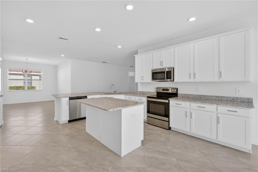 17364 Walnut Run Dr, Alva, FL 33920 Photo