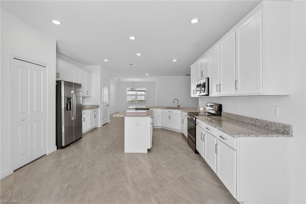 17364 Walnut Run Dr, Alva, FL 33920 Photo