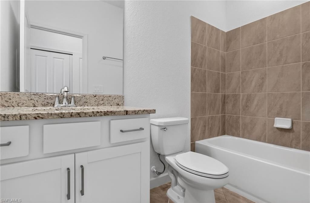 17364 Walnut Run Dr, Alva, FL 33920 Photo