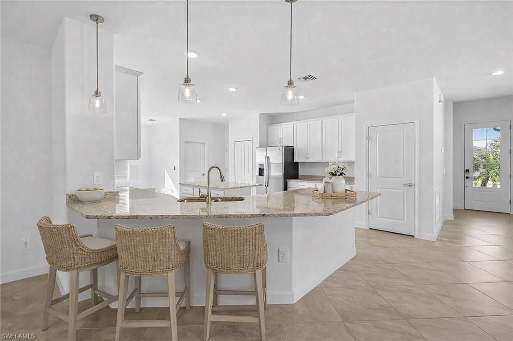 17364 Walnut Run Dr, Alva, FL 33920 Photo