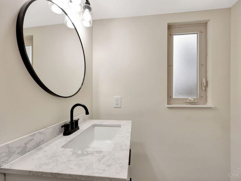 5430 Vogel Road, Cincinnati, OH 45239 Photo 28