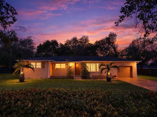 2970 Griffin Road, Fort Lauderdale, FL 33312