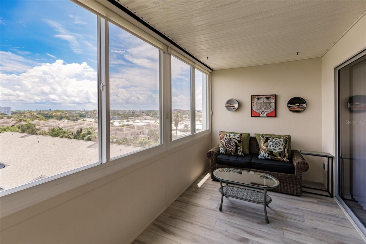 1055 W Peppertree Drive, Unit 506AA, Sarasota, FL 34242 Photo