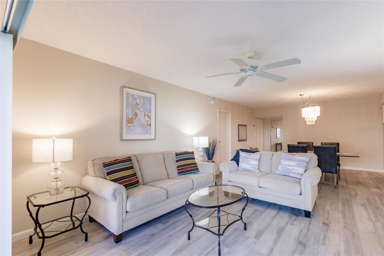 1055 W Peppertree Drive, Unit 506AA, Sarasota, FL 34242 Photo