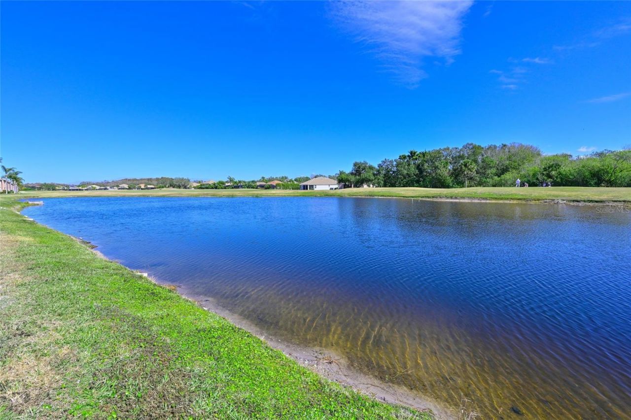 1003 Fairwaycove Lane, Unit 105, Bradenton, FL 34212 Photo