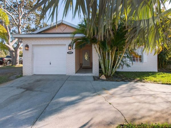 1688 TAYLOR LAKE CIRCLE, LARGO, FL 33778