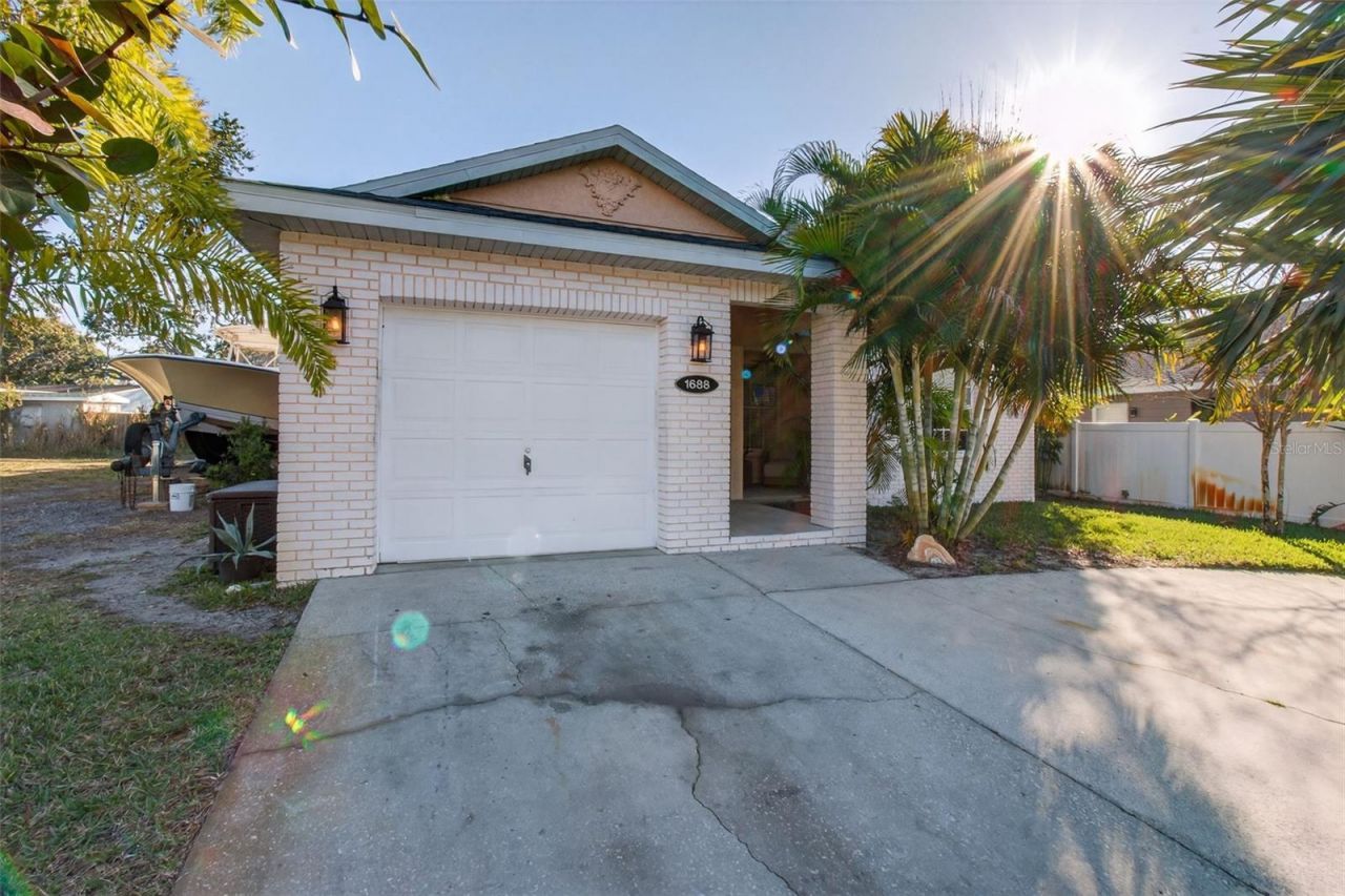 1688 Taylor Lake Circle, Largo, FL 33778 Photo