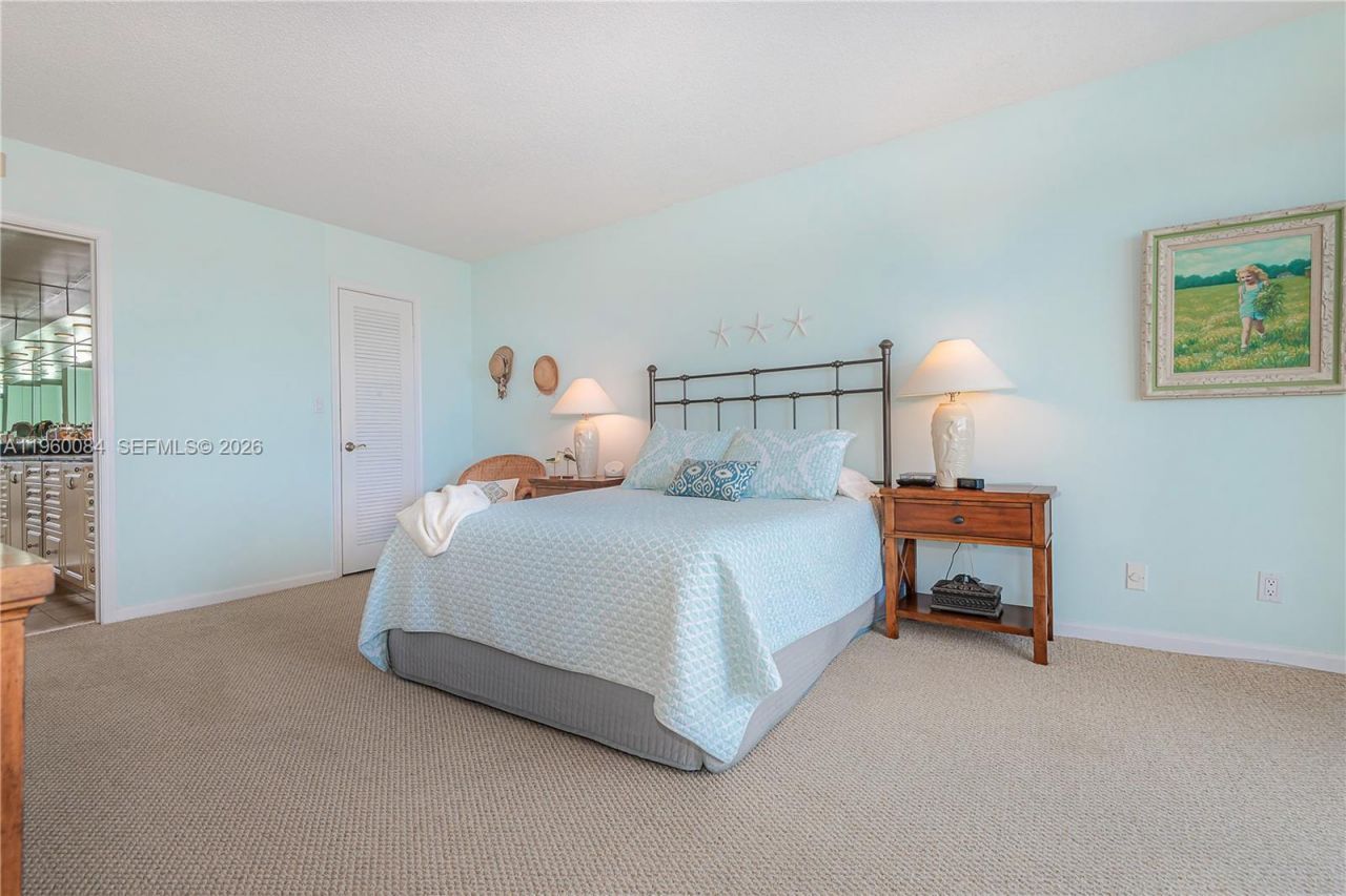 3051 NE 48th St, Unit 604, Fort Lauderdale, FL 33308 Photo