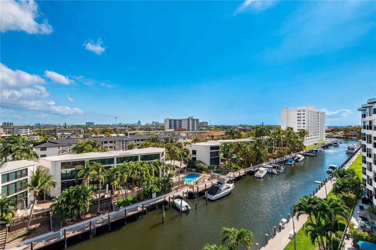 3051 NE 48th St, Unit 604, Fort Lauderdale, FL 33308 Photo