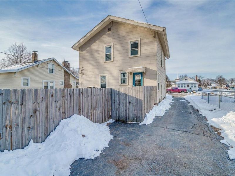 2471 Valleyview Drive, Columbus, OH 43204 Photo 12