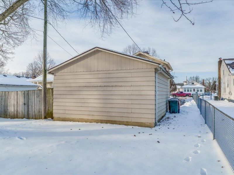 2471 Valleyview Drive, Columbus, OH 43204 Photo 16