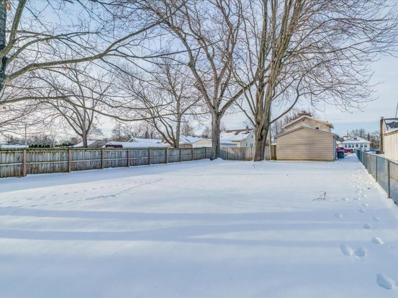 2471 Valleyview Drive, Columbus, OH 43204 Photo 18