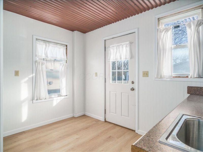 2471 Valleyview Drive, Columbus, OH 43204 Photo 24