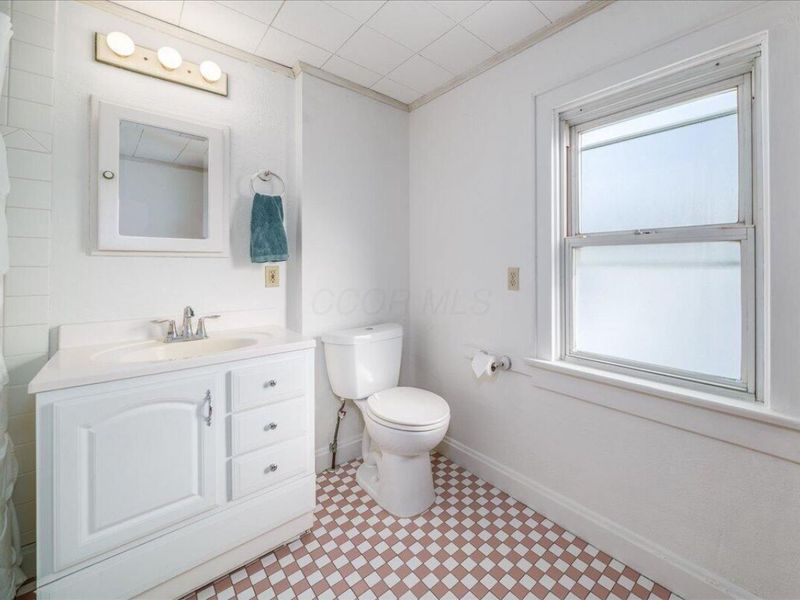 2471 Valleyview Drive, Columbus, OH 43204 Photo 31